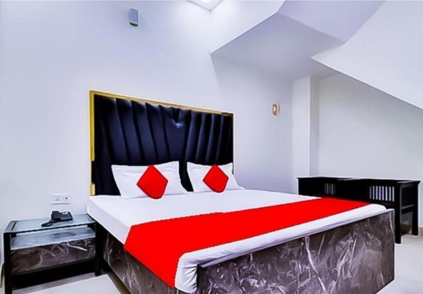 Hotel Sukoon - Ramesh Nagar New Delhi Extérieur photo