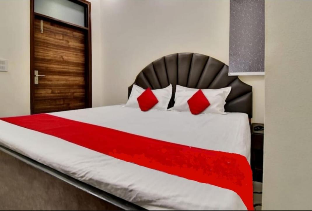 Hotel Sukoon - Ramesh Nagar New Delhi Extérieur photo